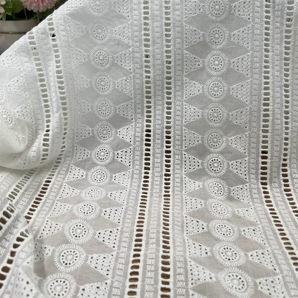 White Cotton Eyelet Embroidery - đánh giá và giá Sewing Eyelet Fabric